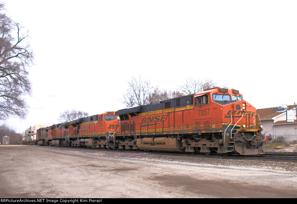 BNSF 7857